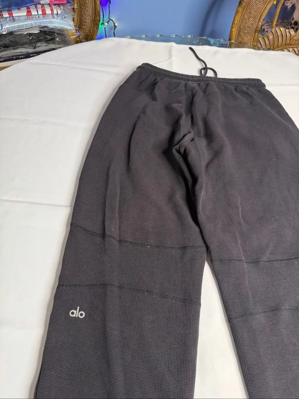 Alo Yoga Waffle Knit Thermal Jogger Sweatpants Charcoal Gray Unisex Size Small